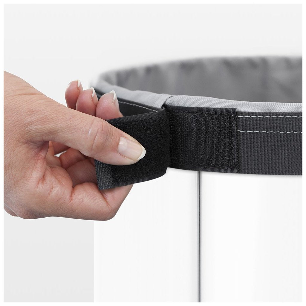 Brabantia Tvättkorg 35 l, med plastlock, vit