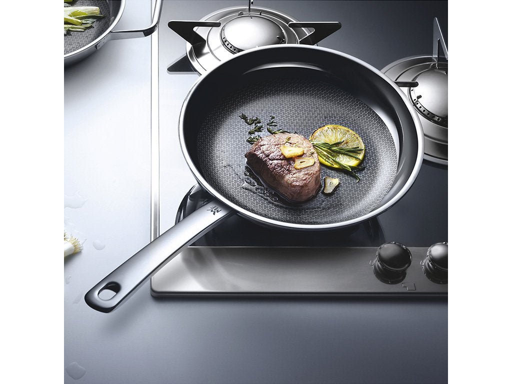 WMF Non-stick stekpanna PROFI RESIST 24 cm