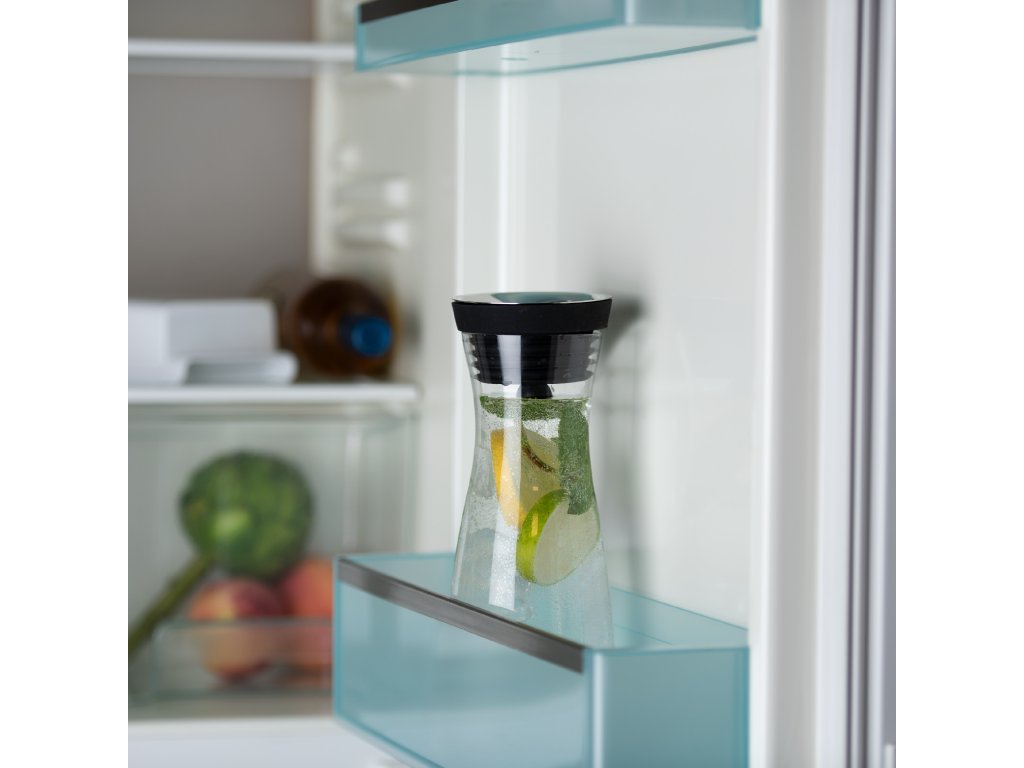 WMF Vattenkaraff BASIC 1 l, svart