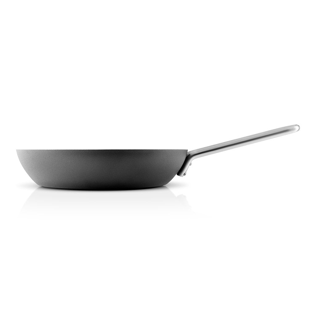 Eva Solo Non-stick stekpanna PROFESSIONAL 24 cm, handtag i rostfritt stål