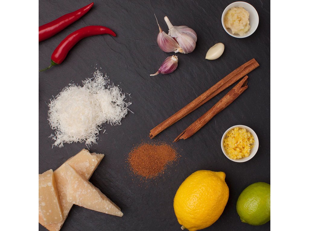 Microplane Fint rivjärn MASTER, handtag i valnöt