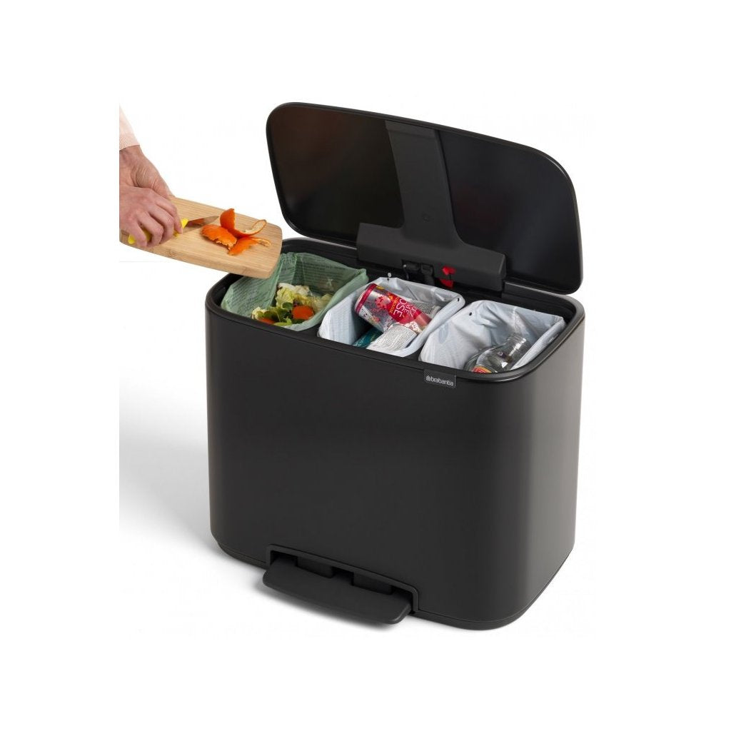 Brabantia Pedalhink BO 3 x 11 l, svart
