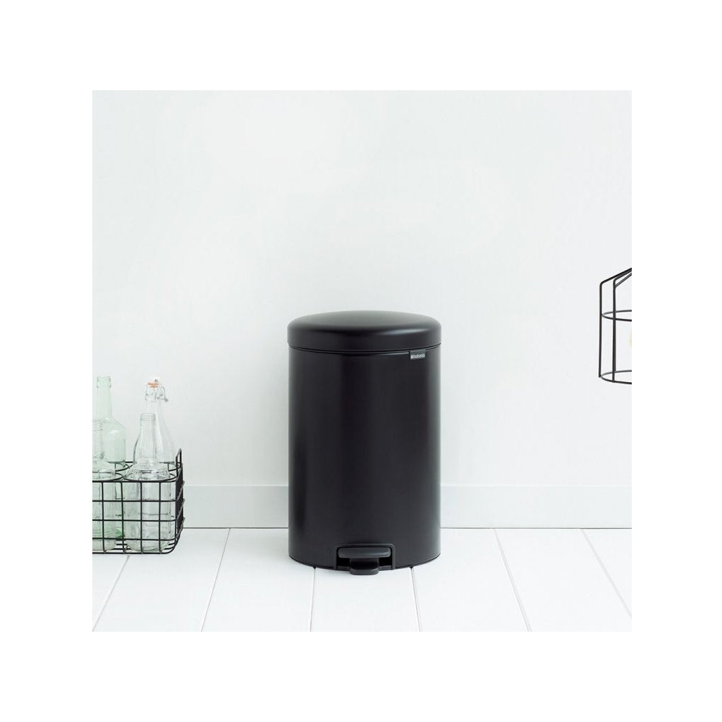 Brabantia Pedalhink NEWICON 20 l, mattsvart