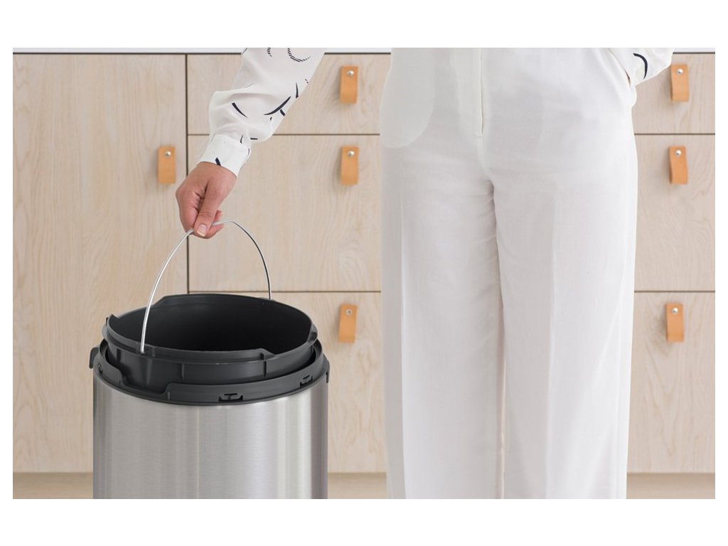Brabantia Soptunna trycklock TOUCH BIN NY 30 l, platina