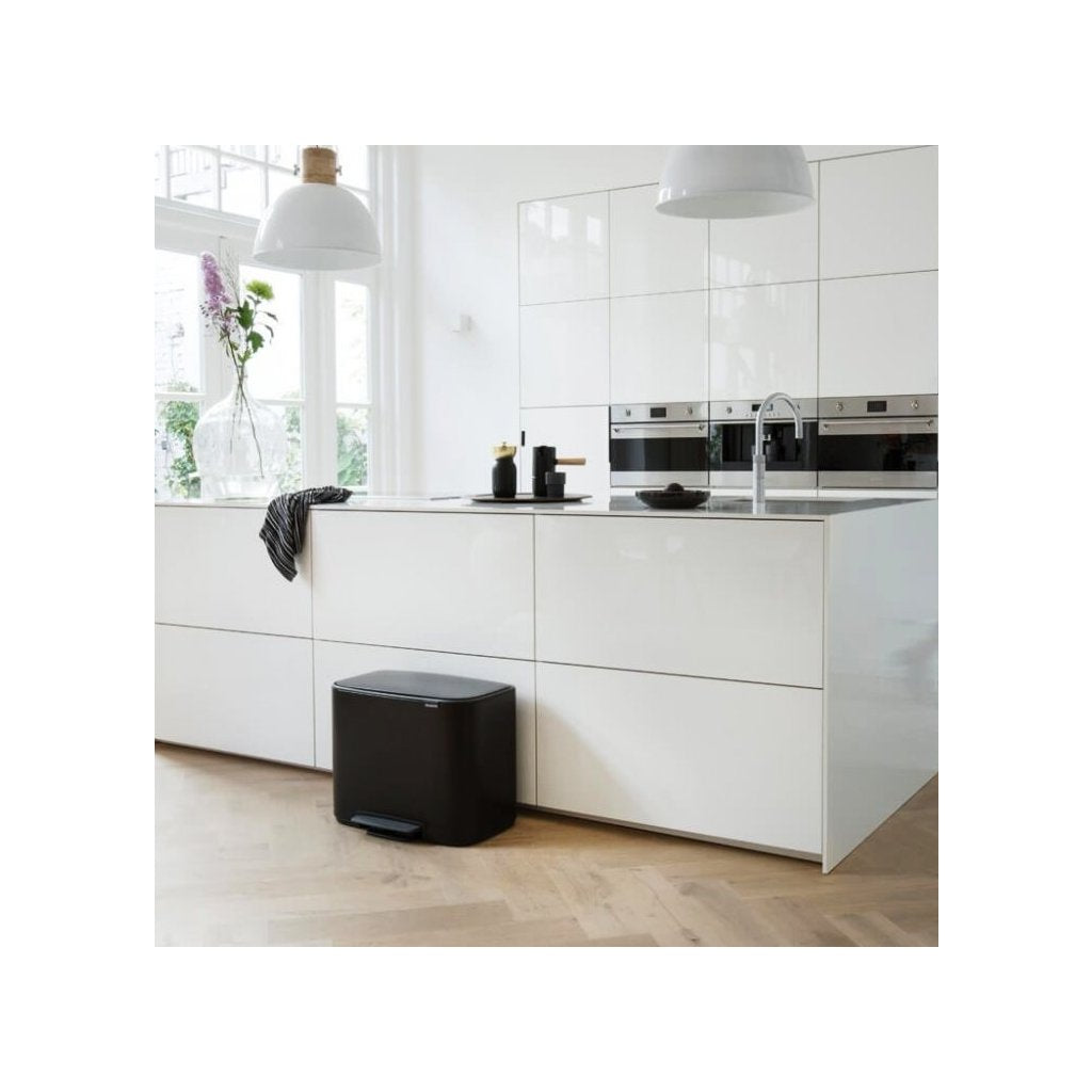 Brabantia Pedal-soptunna BO 36 l, mattsvart