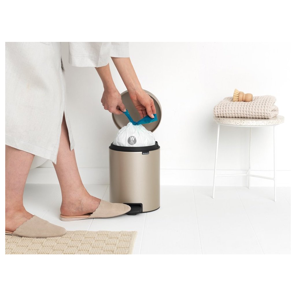 Brabantia Pedalhink NEWICON 5 l, champagne