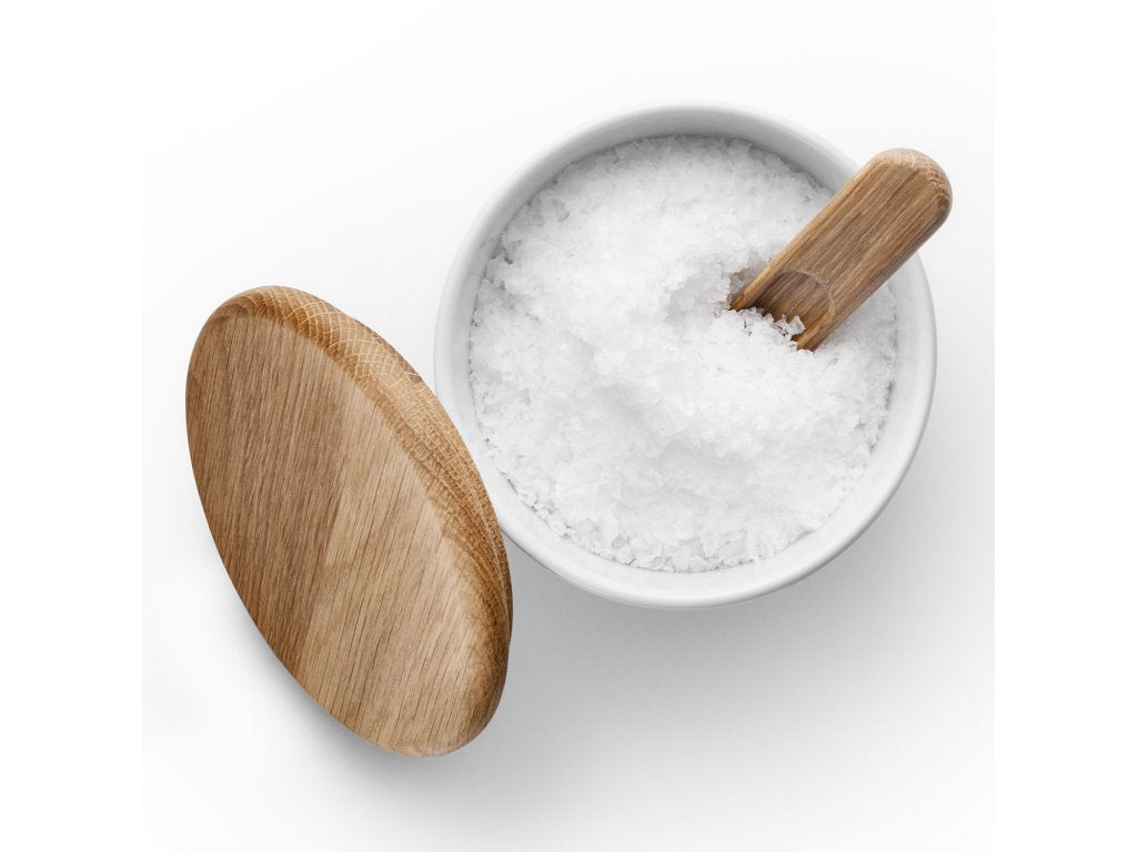 Eva Solo Saltkar LEGIO NOVA, med en sked