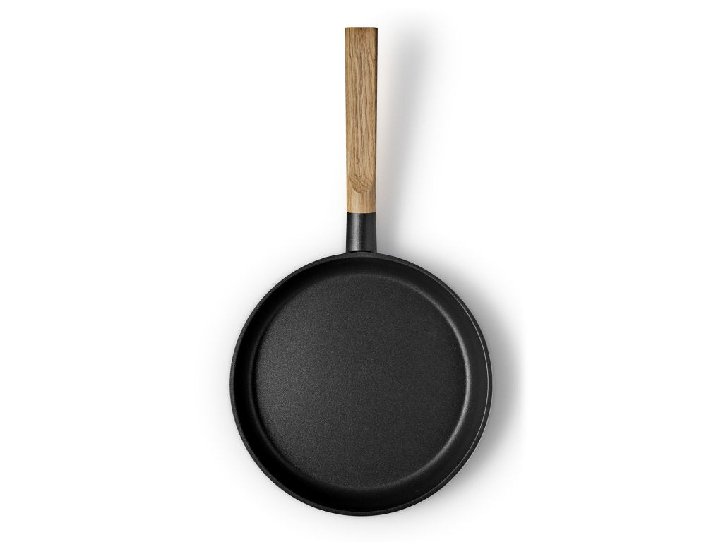 Eva Solo Non-stick stekpanna NORDIC KITCHEN 24 cm, med trähandtag