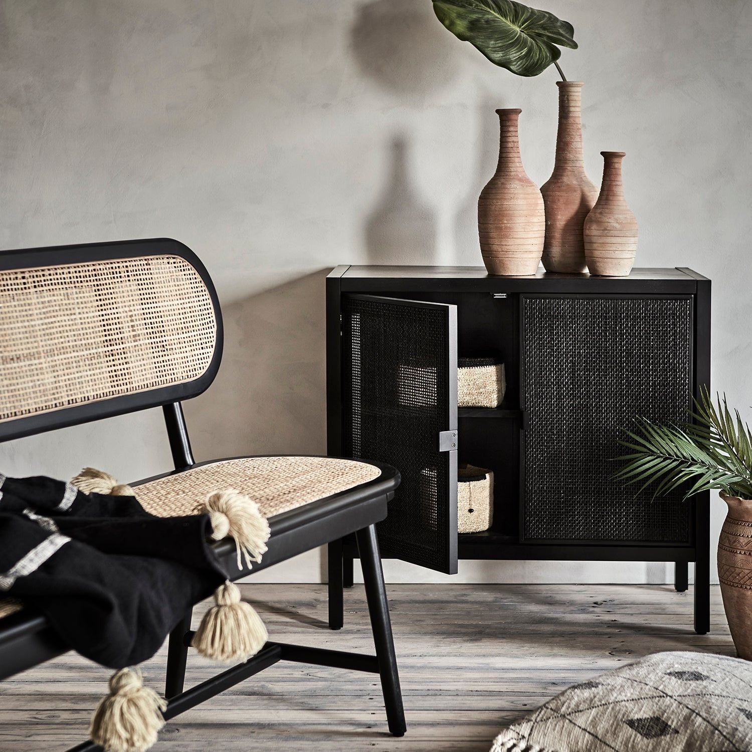 Affari of Sweden HARRY Bänk, Natur/svart