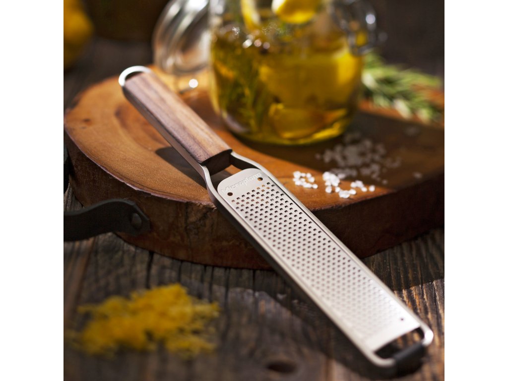 Microplane Zester rivjärn MASTER, handtag i valnöt