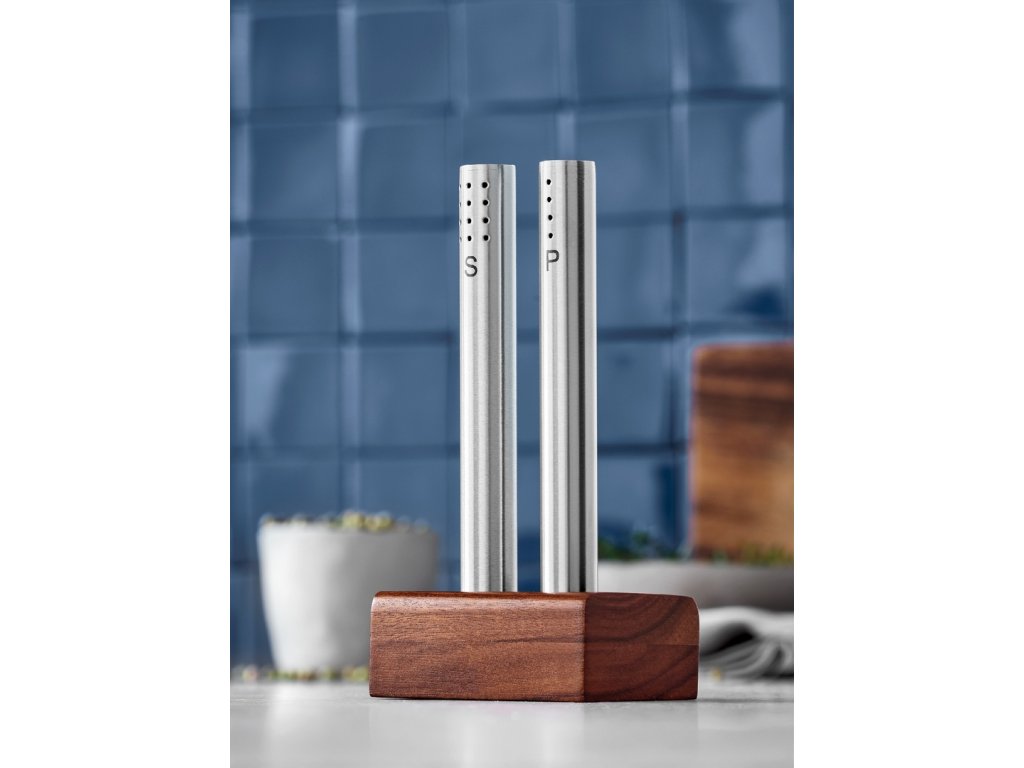 WMF Salt- och pepparkar, med akaciabas