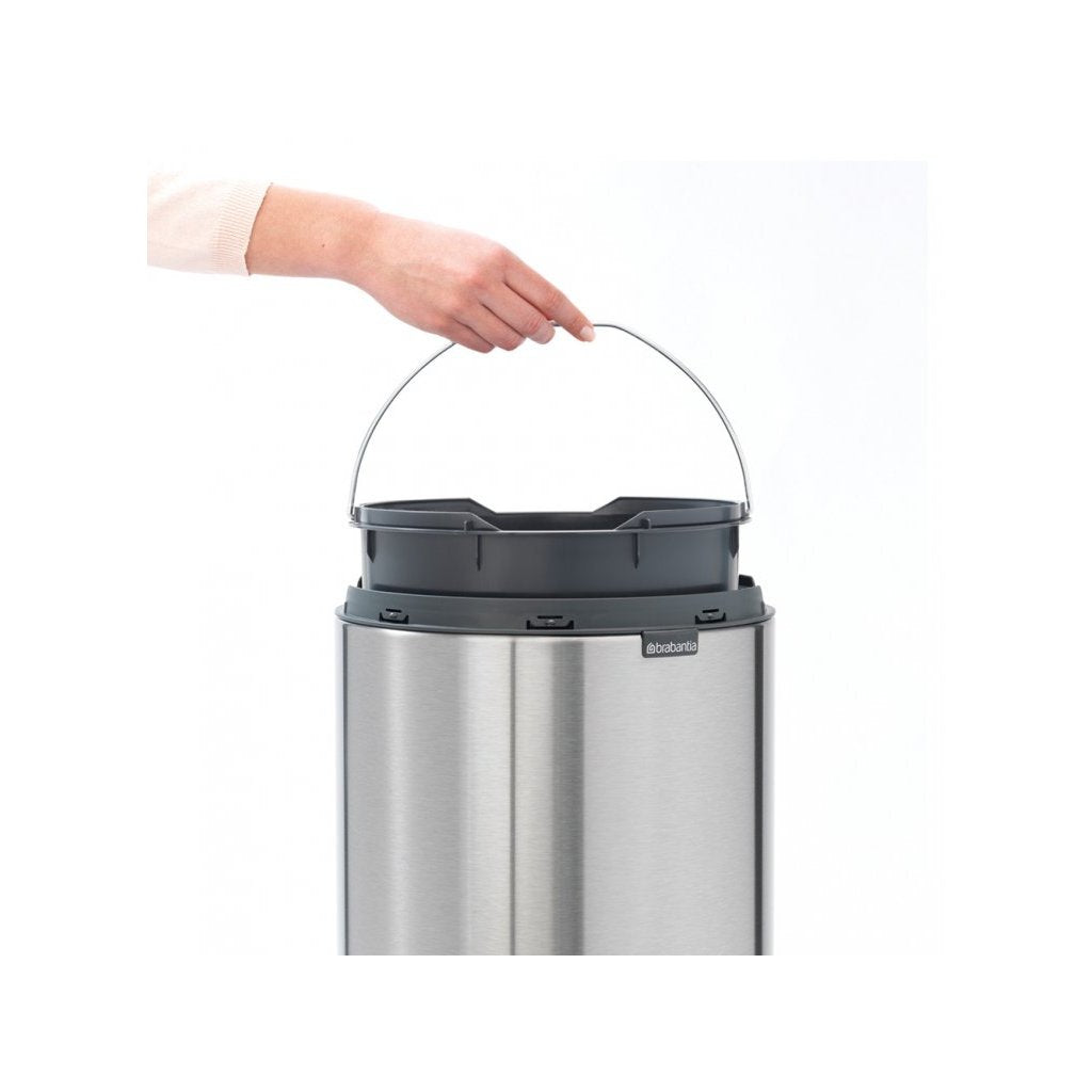 Brabantia Soptunna med trycklock TOUCH BIN NY 30 l, matt svart med matt lock