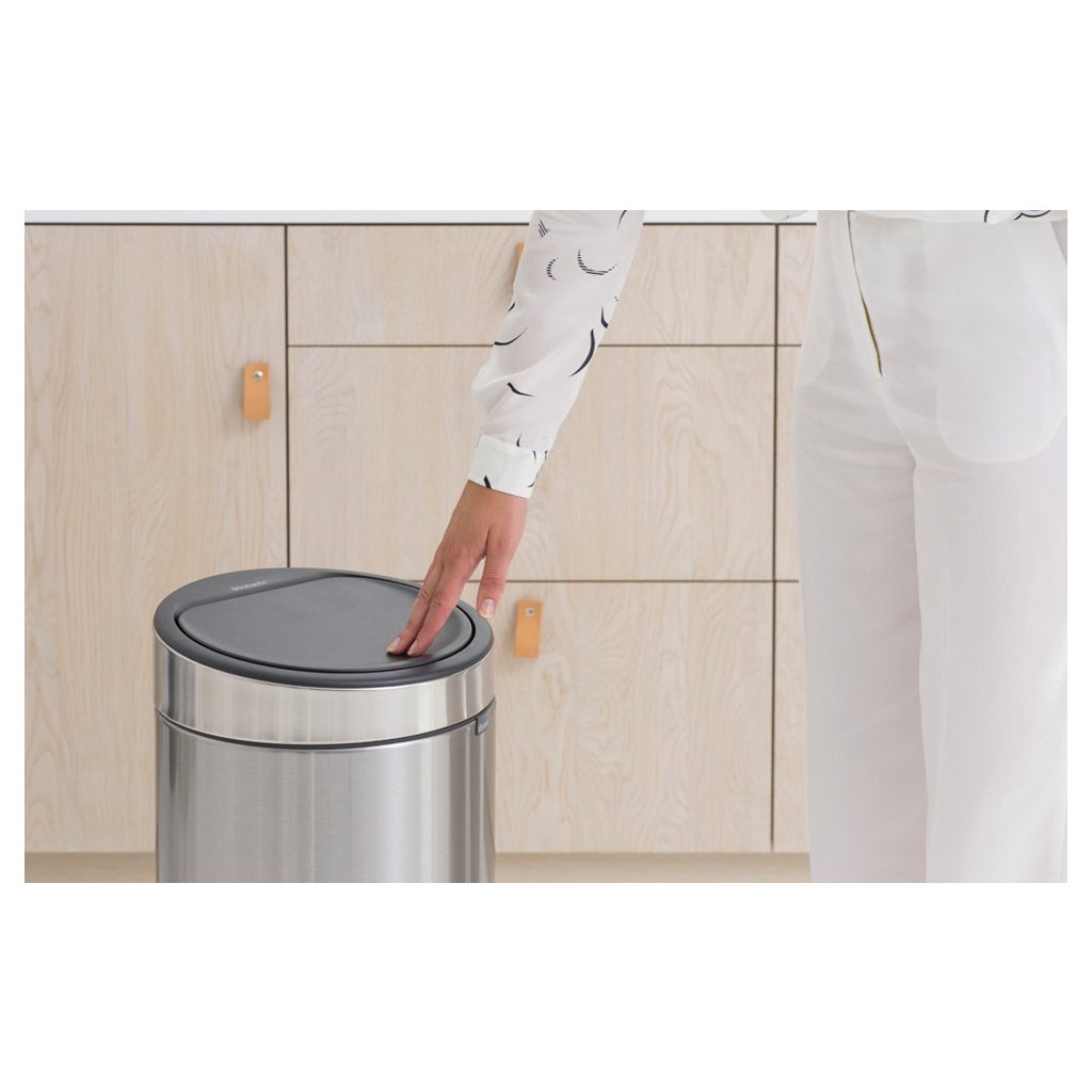 Brabantia Soptunna med trycklock TOUCH BIN NY 30 l, matt svart med matt lock