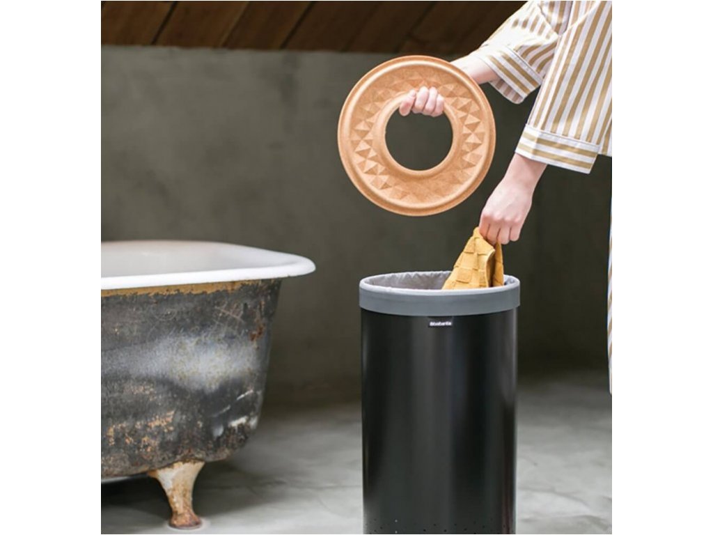 Brabantia Tvätt-tunna 35 l, med korklock, svart