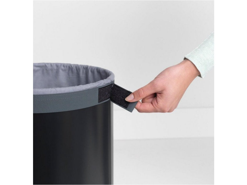 Brabantia Tvätt-tunna 35 l, med korklock, svart