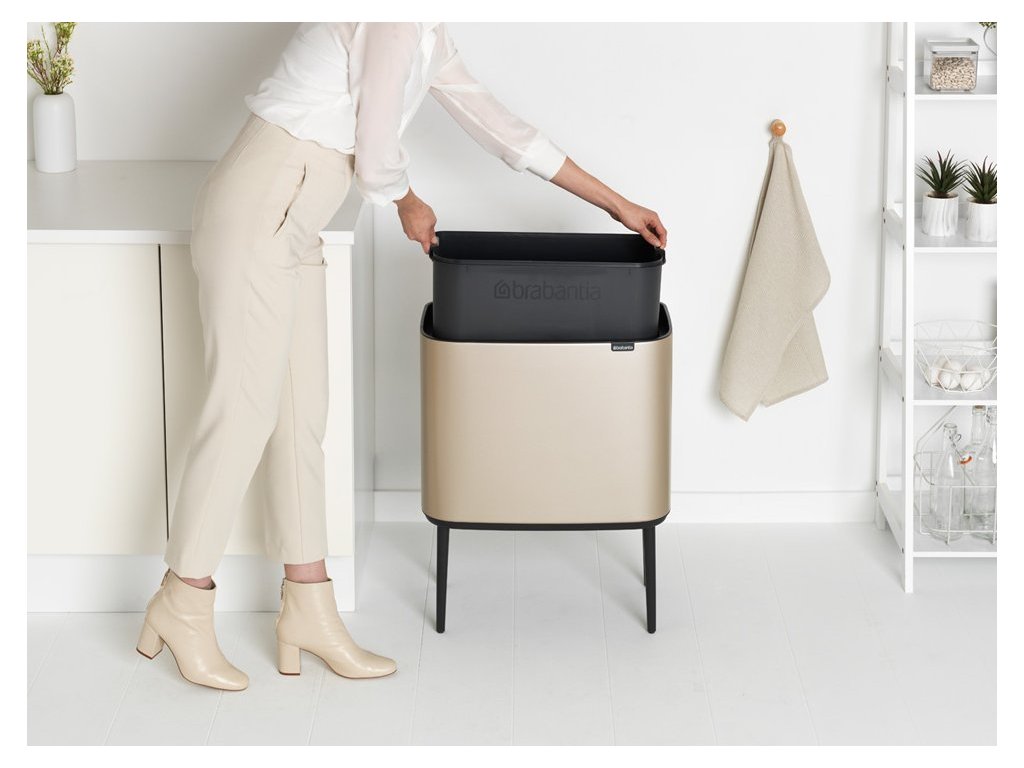 Brabantia Soptunna med trycklock TOUCH BIN 36 l, champagne