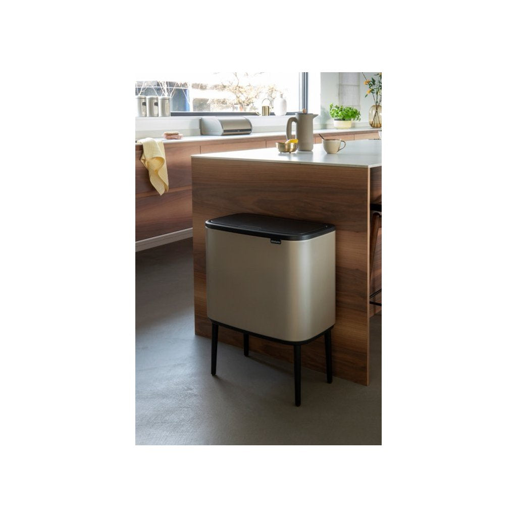 Brabantia Soptunna med trycklock TOUCH BIN 36 l, champagne