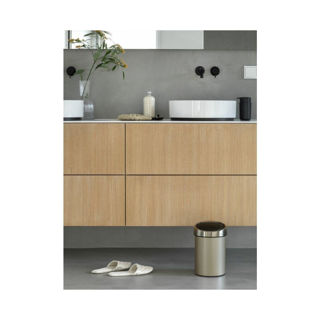 Brabantia Soptunna med trycklock TOUCH BIN 3 l, platina