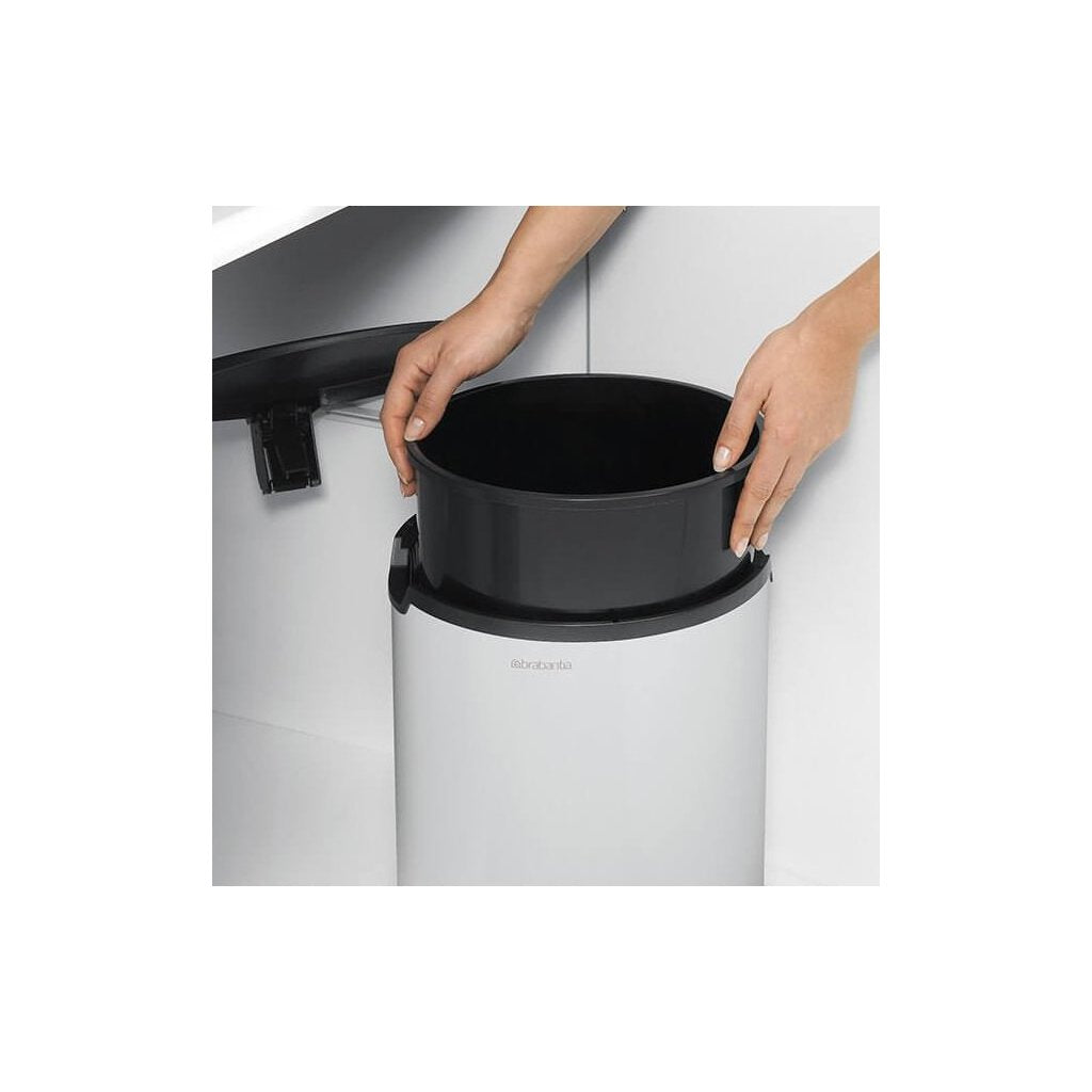 Brabantia Inbyggd soptunna 15 l, vit