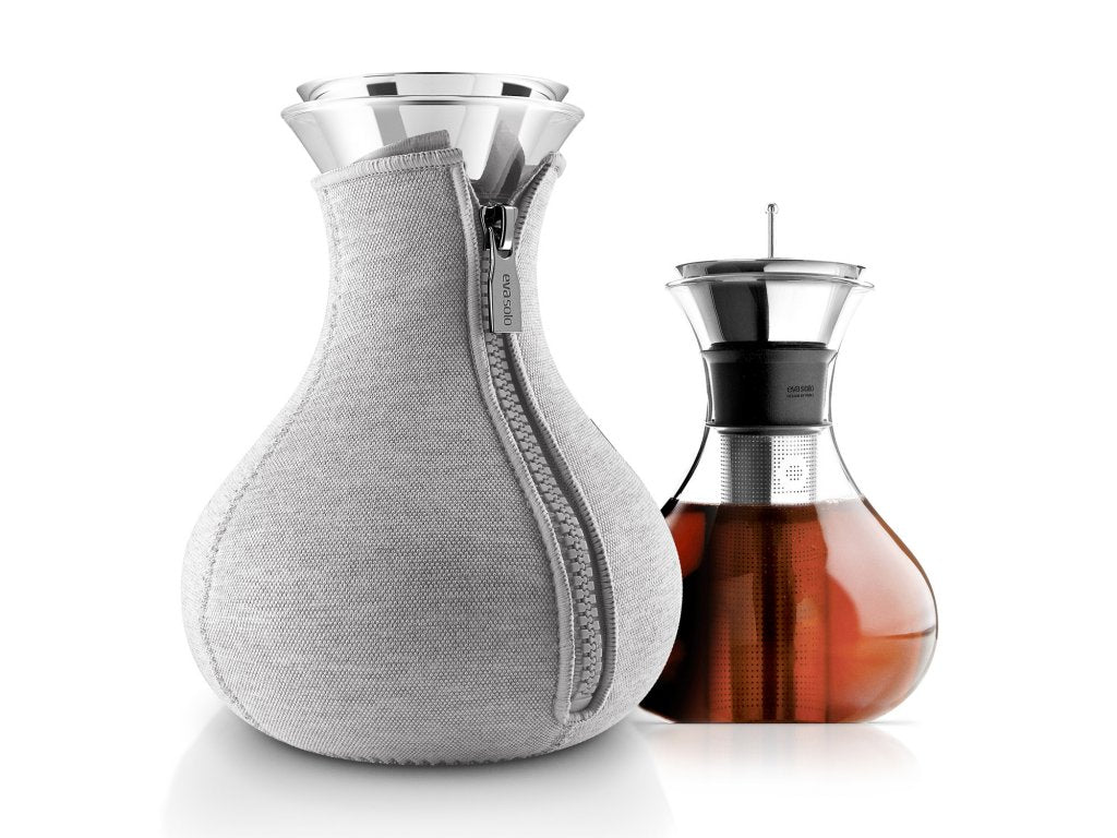 Eva Solo Tekanna med sil och isolerande överdrag 1 l, ljusgrå