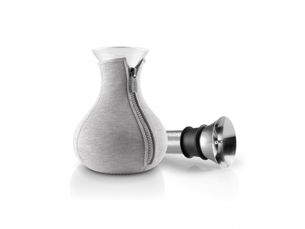 Eva Solo Tekanna med sil och isolerande överdrag 1 l, ljusgrå