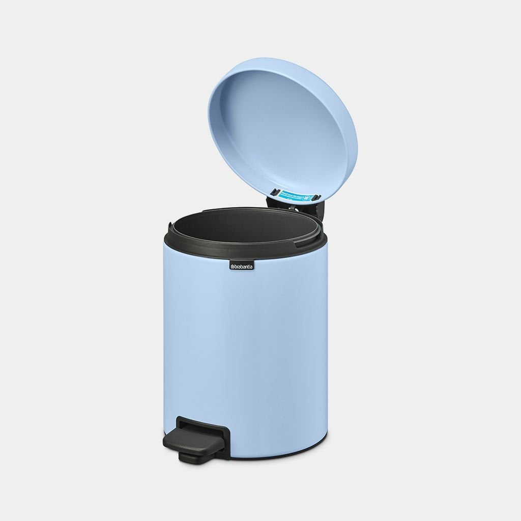 Brabantia Pedalhink NEWICON 5 l, ljusblå