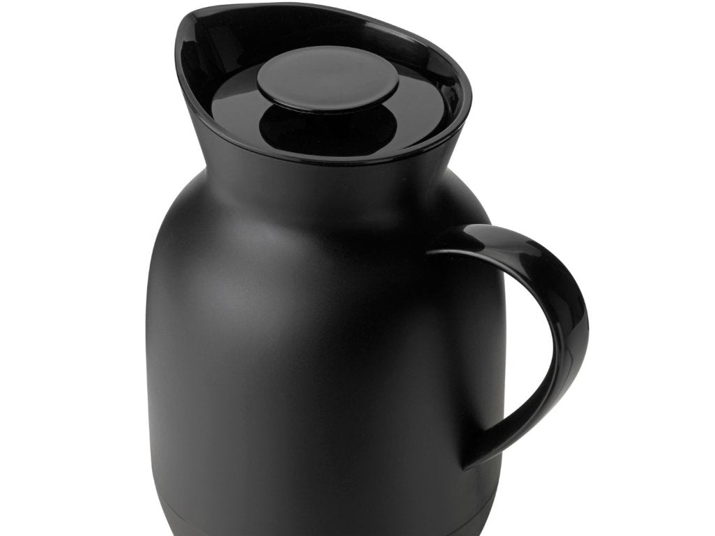 Stelton Vattenkokare AMPHORA 1,2 l, mjuk svart