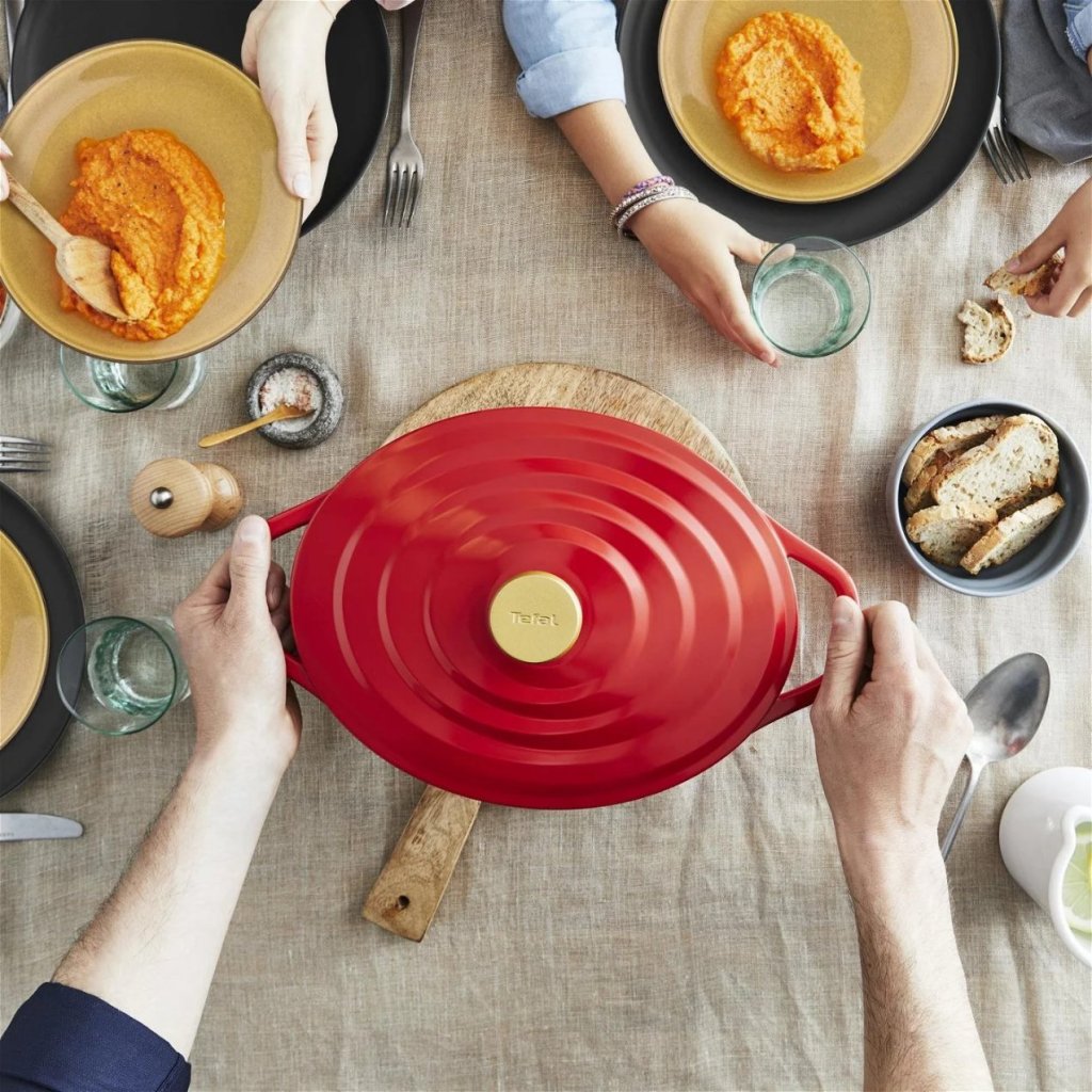 Tefal Gryta AIR E2548955 30 x 23 cm, 5,7 l, röd, aluminium