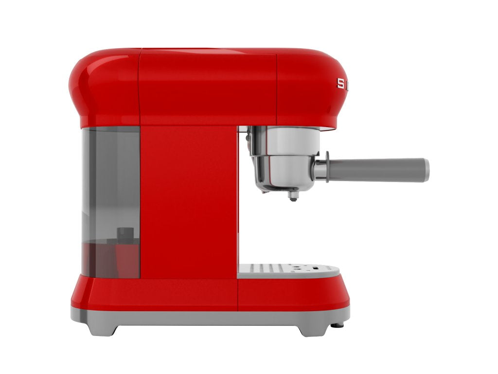 Smeg Halvautomatisk kaffemaskin ECF01RDEU, röd
