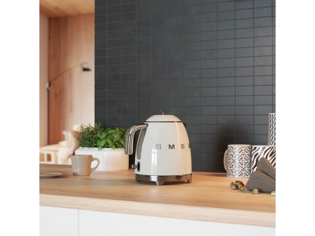 Smeg Elektrisk vattenkokare 50'S STYLE MINI KLF05WHEU, 800 ml, vit