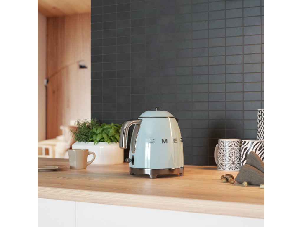 Smeg Elektrisk vattenkokare 50'S STYLE MINI KLF05PBEU, 800 ml, pastellblå