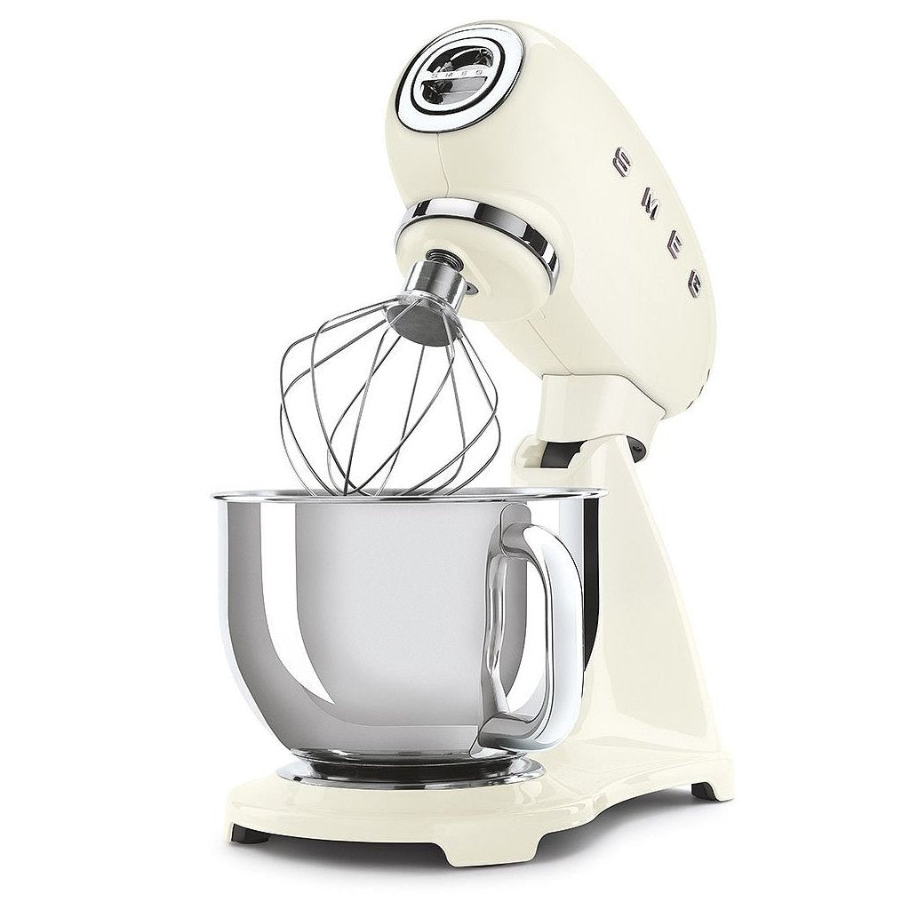 Smeg Hushållsassistent SMF03CREU, gräddvit