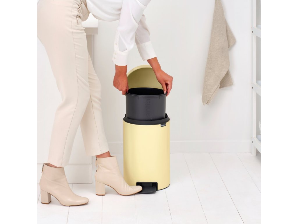 Brabantia Pedalhink NEWICON 12 l, blek gul, stål