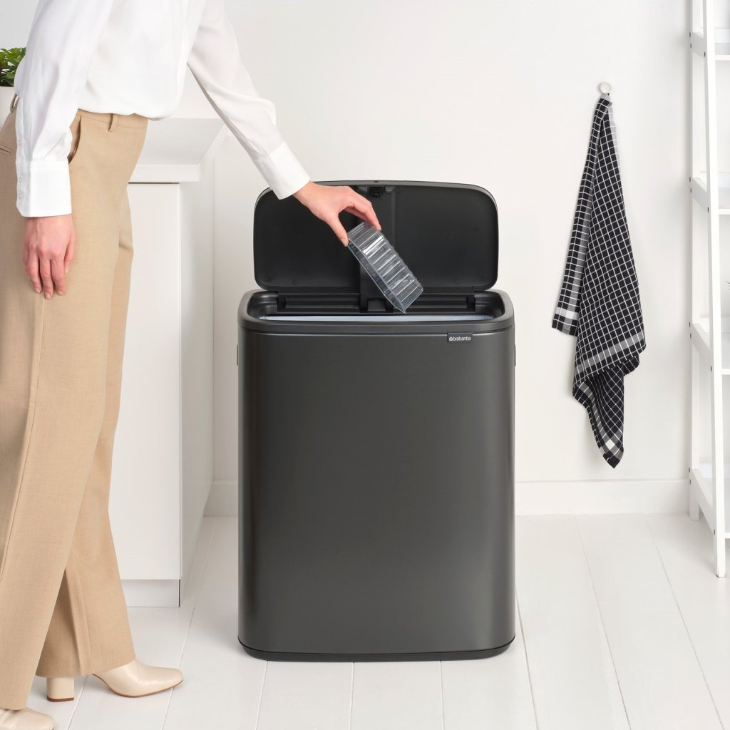 Brabantia Soptunna med trycklock BO TOUCH BIN 60 l, mörk grå, stål