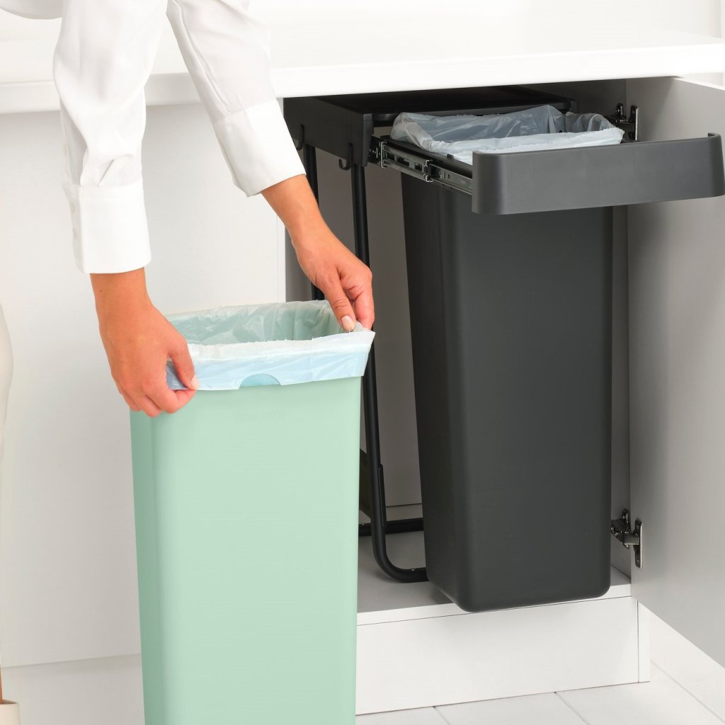 Brabantia Inbyggd avfallstunna SORT & GO 2x 30 l, mörkgrå / jadegrön, plast