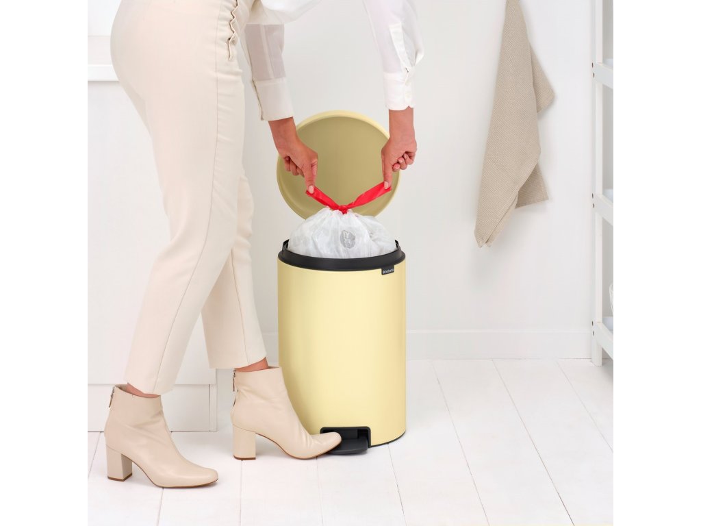 Brabantia Pedalhink NEWICON 20 l, mjuk gul, stål