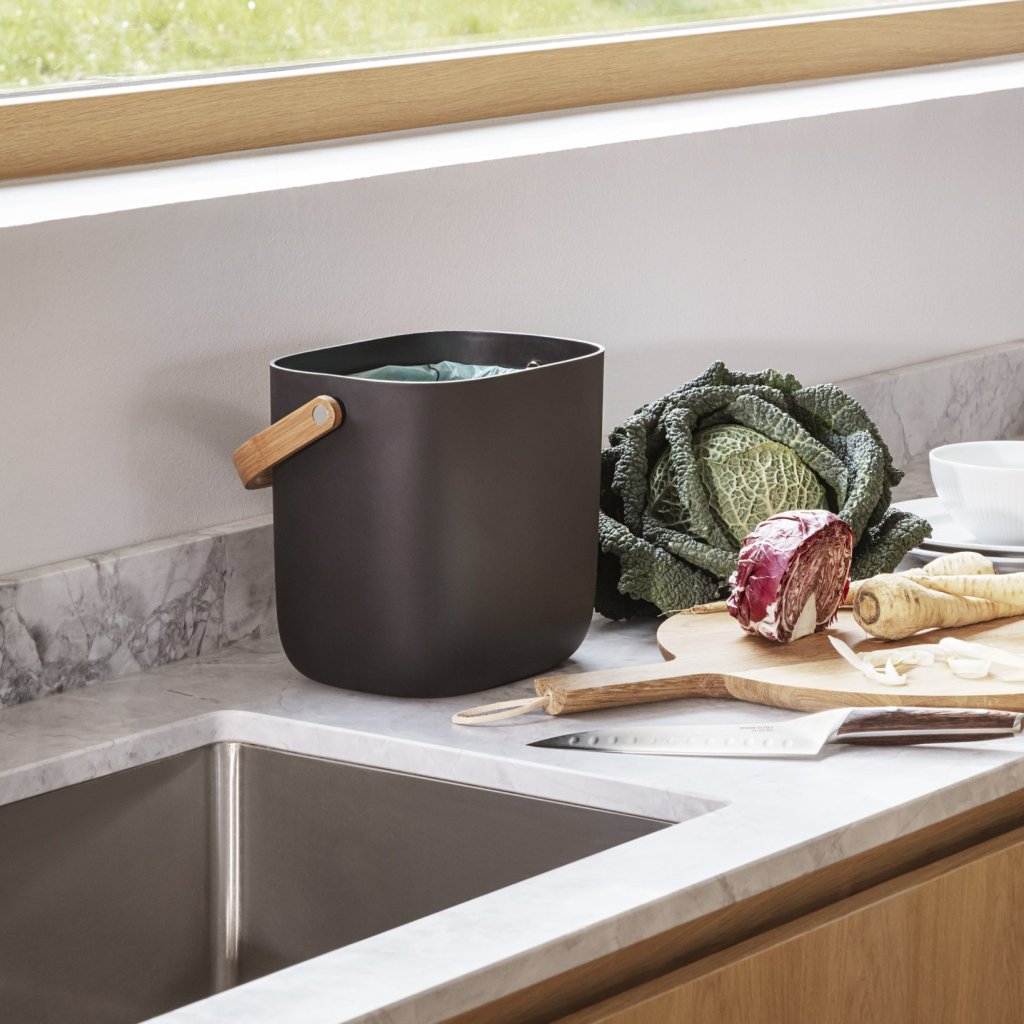 Eva Solo Soptunna REFLECT 6 l, svart, plast