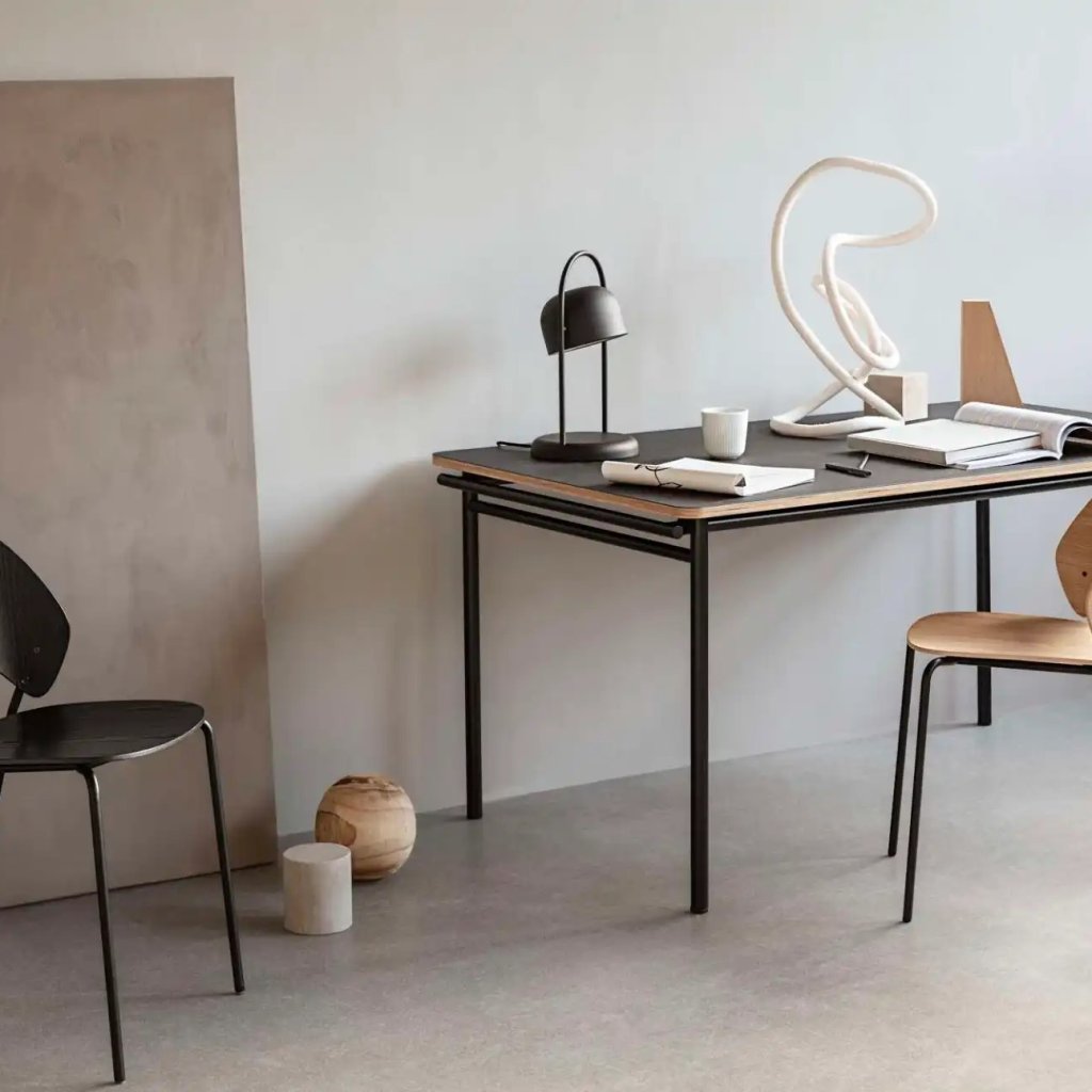 Eva Solo Bordslampa KAJ 40 cm, svart, stål