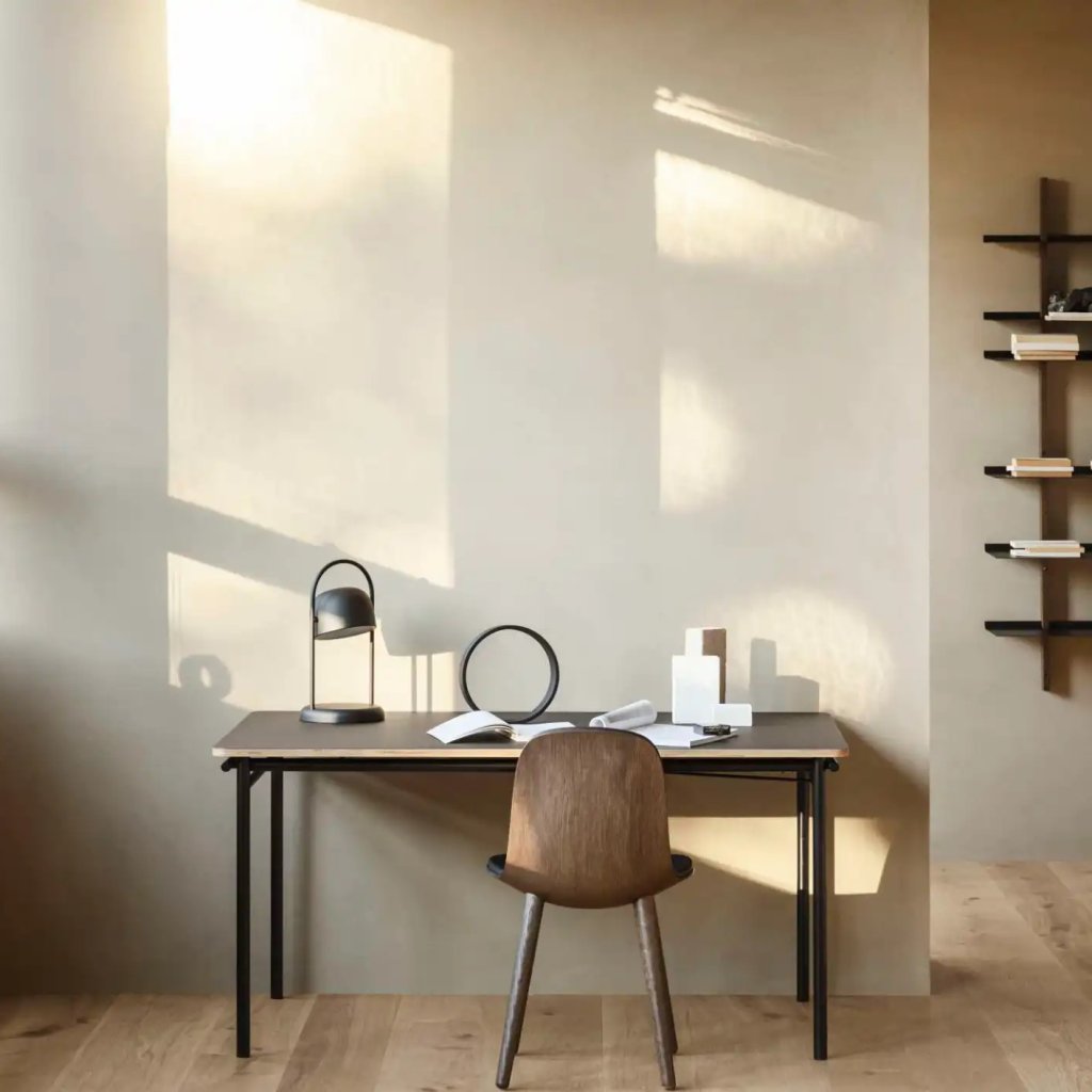 Eva Solo Bordslampa KAJ 40 cm, svart, stål