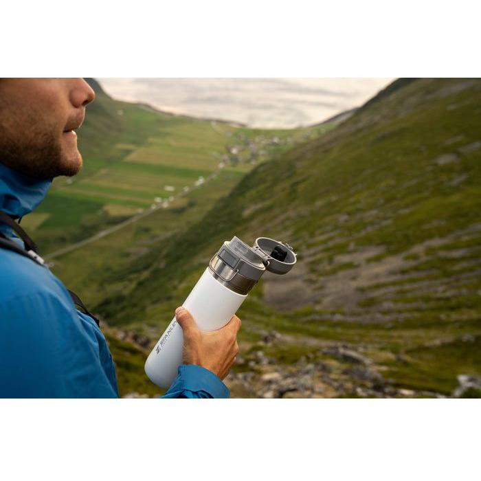 Stanley The Quick Flip Water Bottle Polar 0,7 L