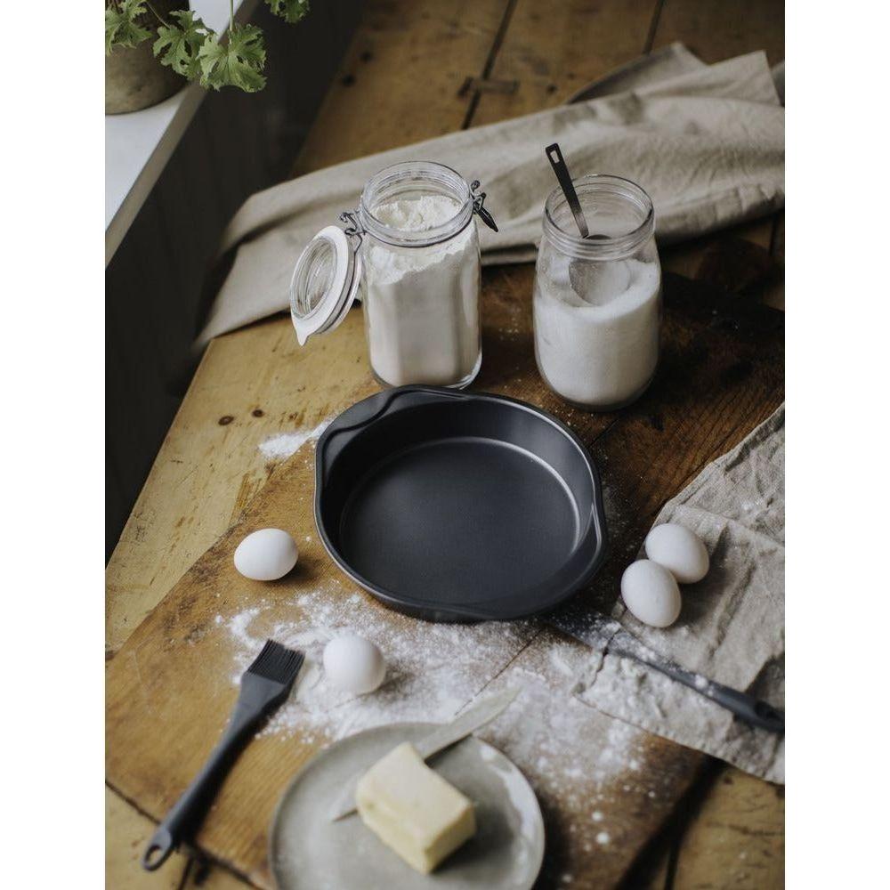 Dorre Karabo Rund Bakform 29 cm Kolstål