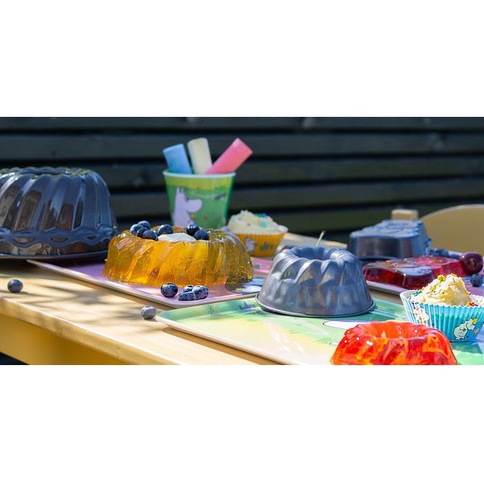 Modern House, bAYk kakeform 1L brungrå