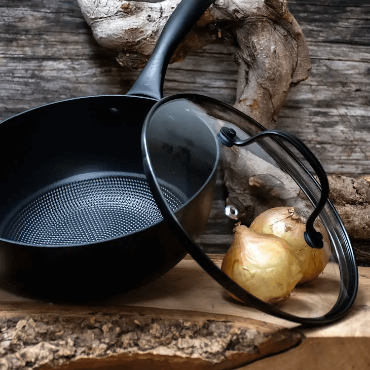 Satake Sautépanna gjutjärn med Honeycomb keramisk beläggning 20 cm