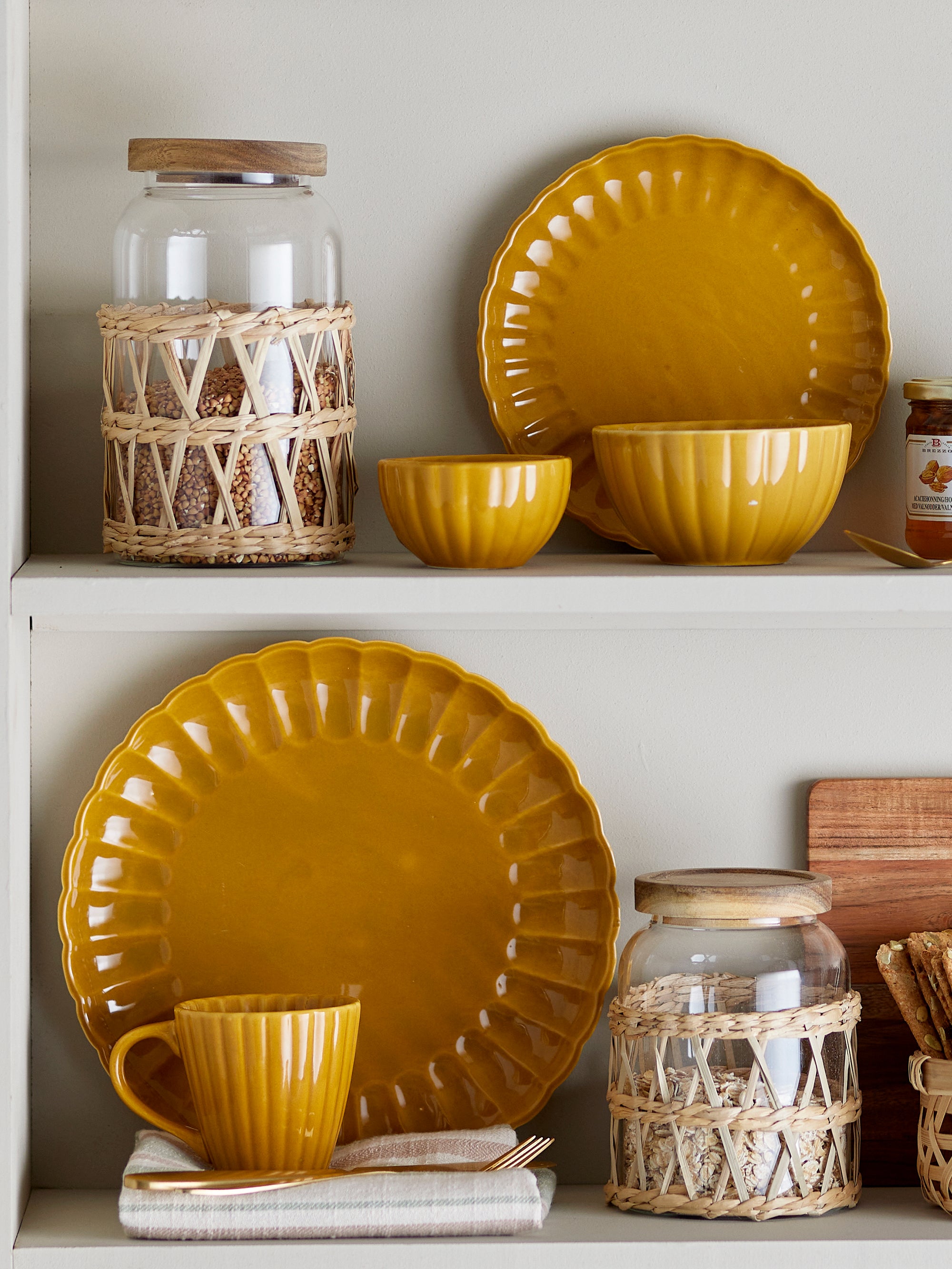 Bloomingville Latina Tallrik, Gul, Stengods