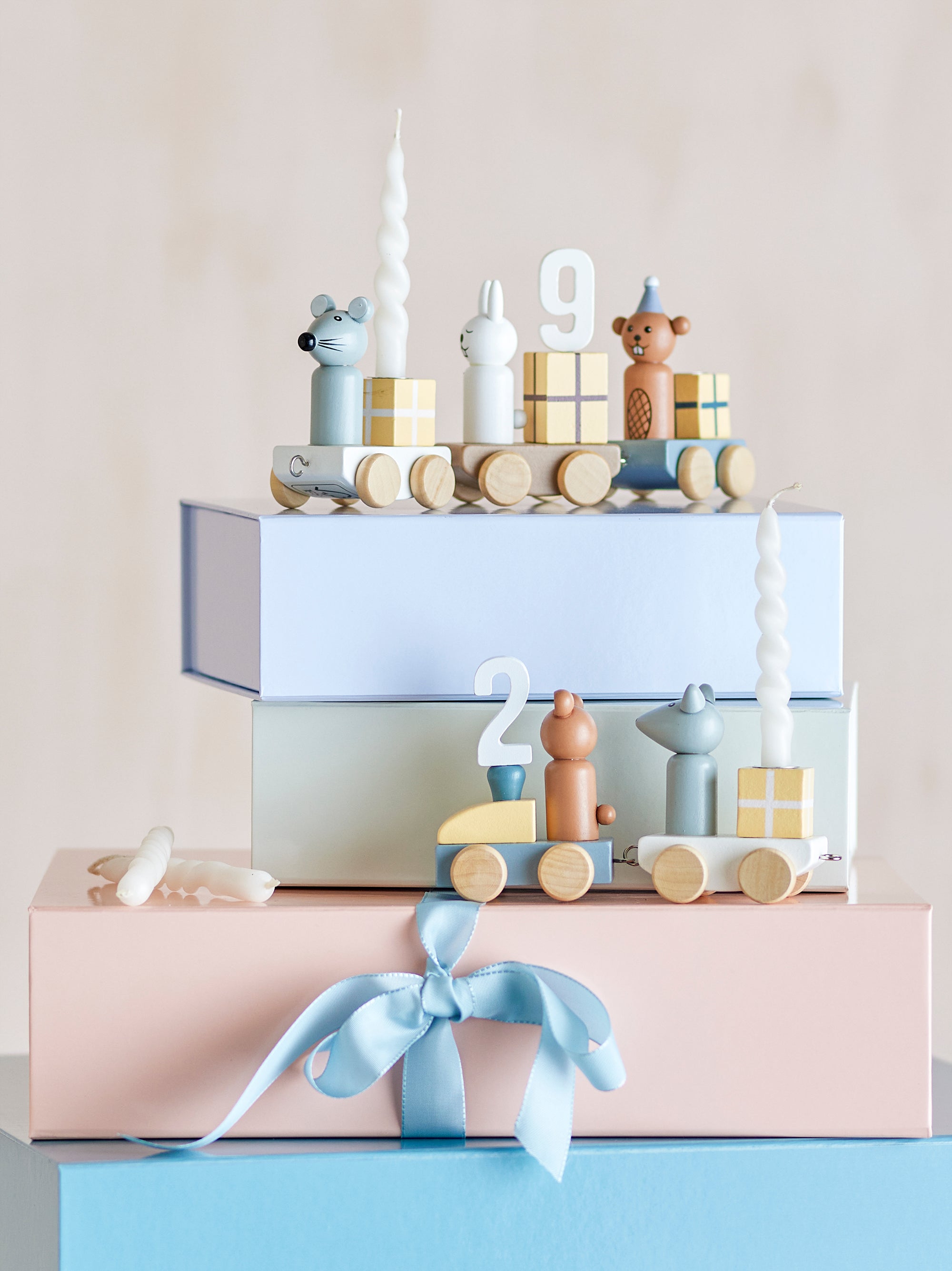 Bloomingville Mini Junaid Födelsedagsdekoration, Flerfärgad, FSC®100%, MDF