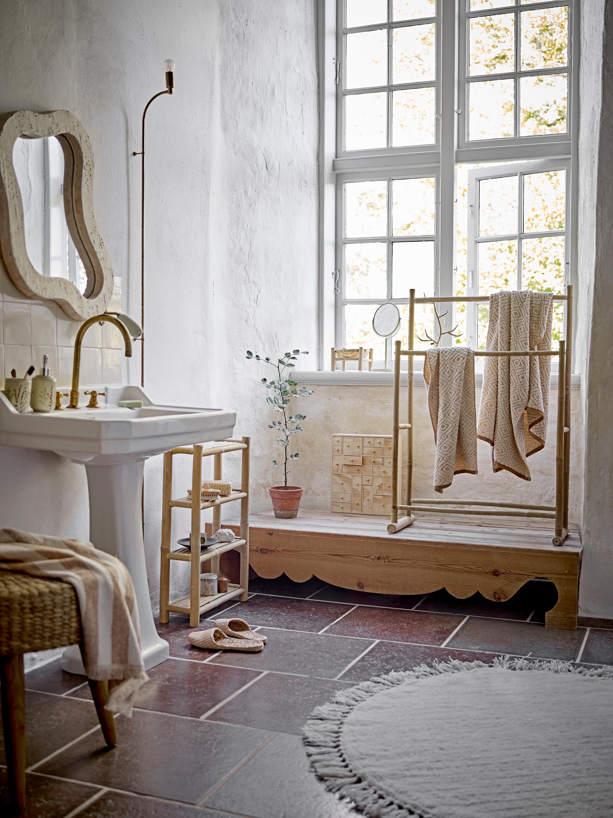 Bloomingville Meg Väggspegel, Natur, Resin