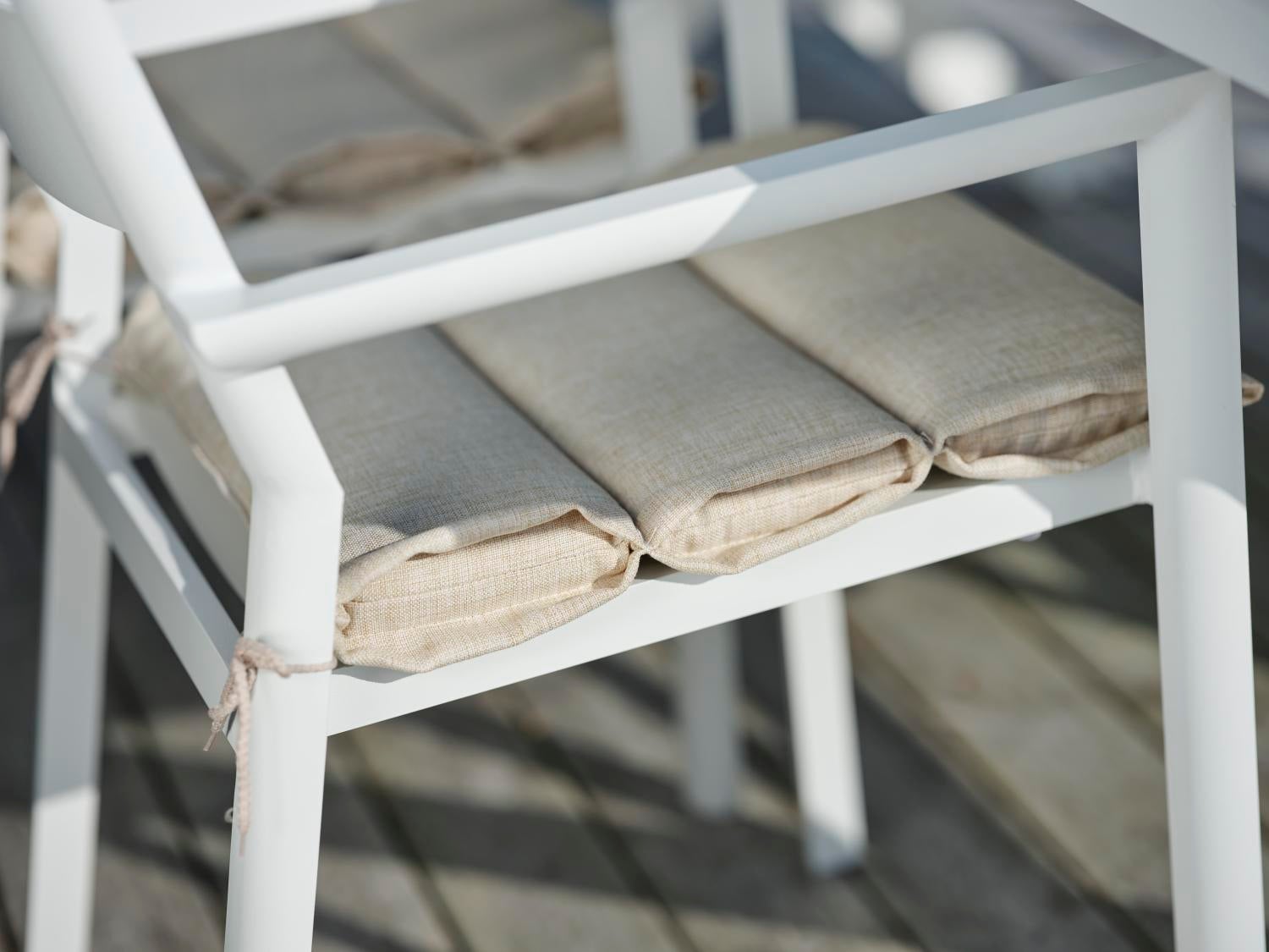 Brafab Delia karmstol Vit