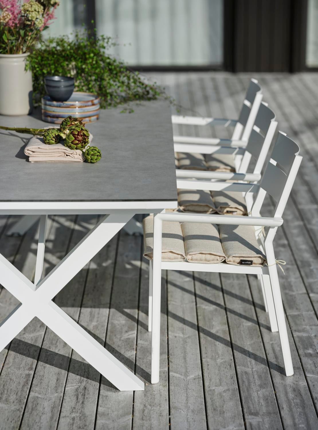 Brafab Delia karmstol Vit