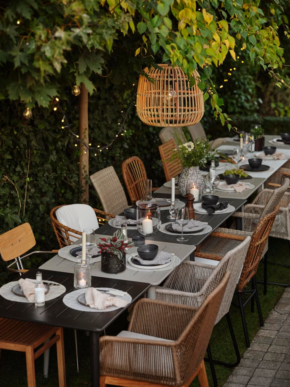 Brafab Nimes matbord Khaki 78x78 cm