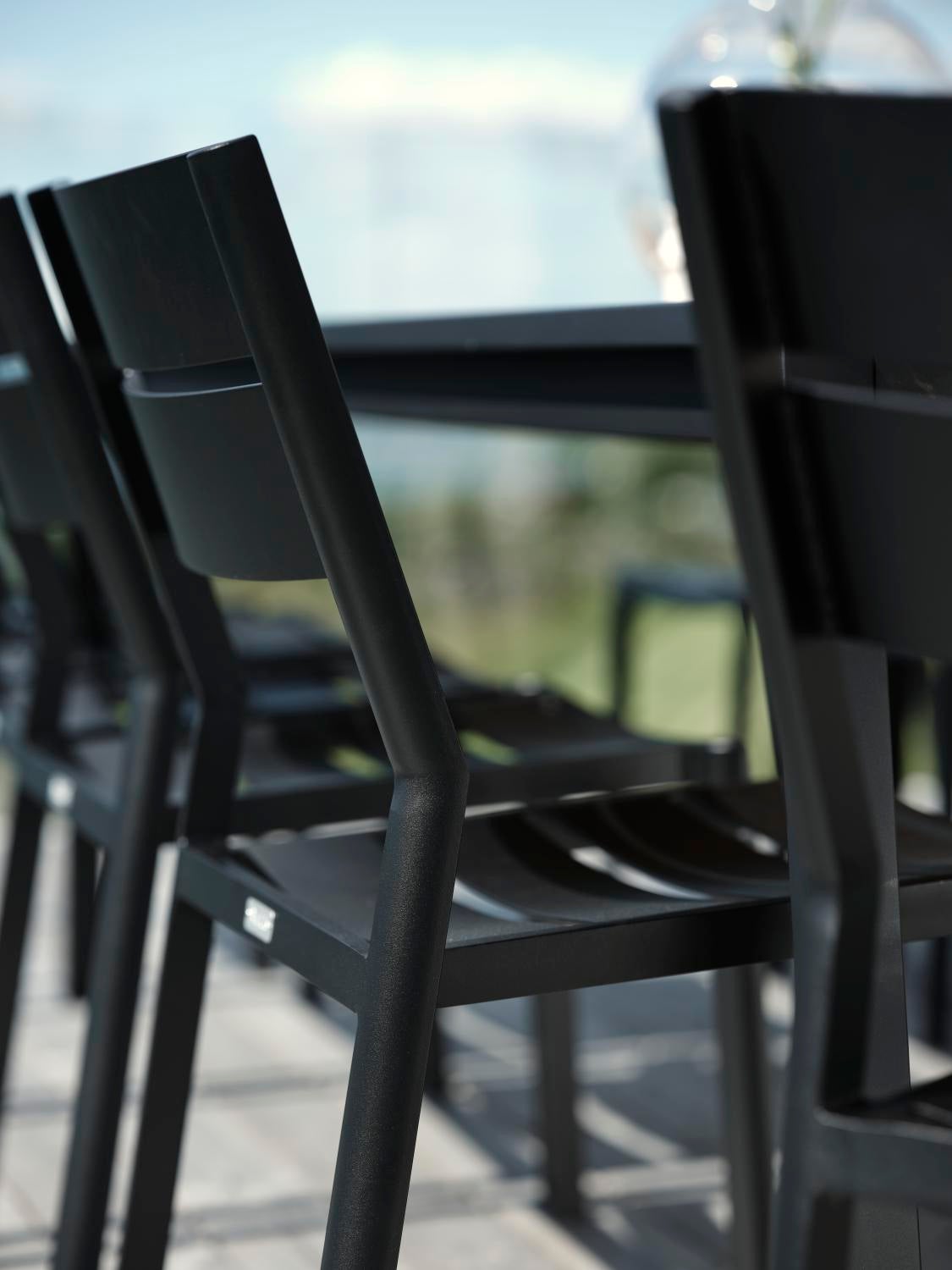 Brafab Delia matstol Svart